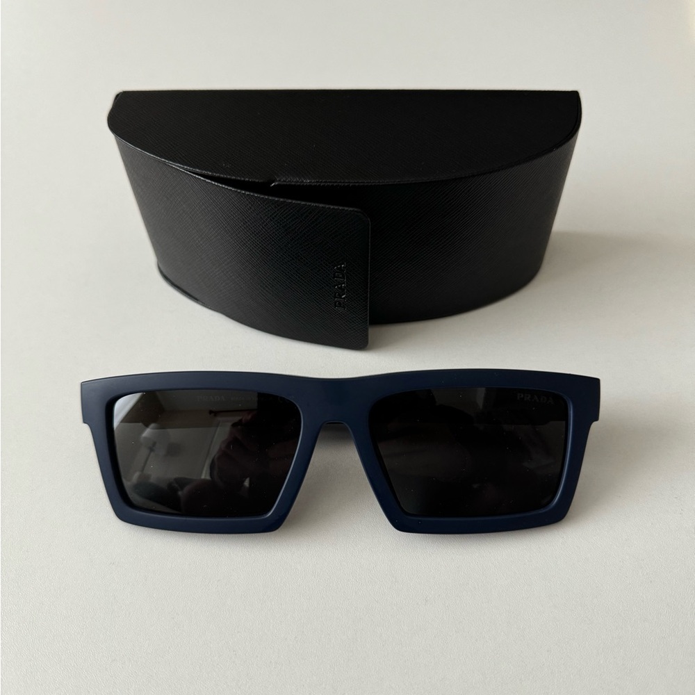 Prada Linea Rossa
PS 02ZSU